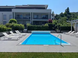 Exklusive Gartenresidenz am Wörthersee | Direkter Poolzugang &amp; private Badekabine am See