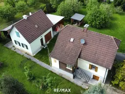 Zwei Häuser ein Preis im malerischen und ruhigen Naturschutzgebiet Pöllau.