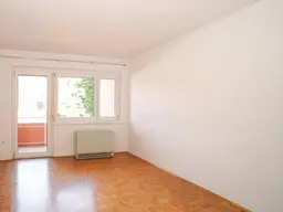 Geräumige Eigentumswohnung mit Loggia und Garage in Ilz