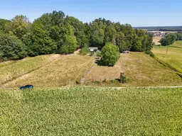 Nähe Großwilfersdorf: Idyllisches Freilandgrundstück mit Holzhäuschen und Unterstandhütte für Tierhaltung