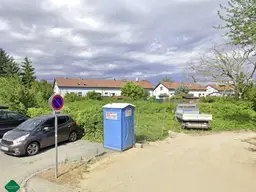 Baugenehmigtes Grundstück für ein Doppelhaus – 2 Wohneinheiten