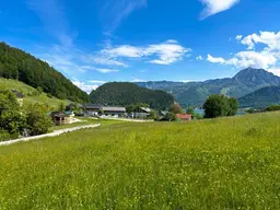 St. Wolfgang: Grundstück mit Berg- &amp; Seeblick!