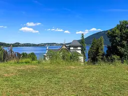 Logenplatz: Großes Grundstück mit Traunsee- &amp; Traunsteinblick