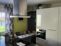 Wohnhaus mit 2 Wohnungen
