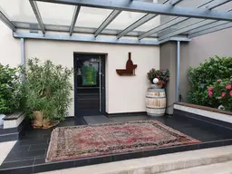Trendiges Innenstadtlokal mit großem Gastgarten, Villach Zentrum