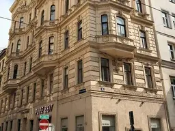 INNENSTADT NÄHE ! ECKPORTALLOKAL MIT GROSSER AUSLAGENFRONT