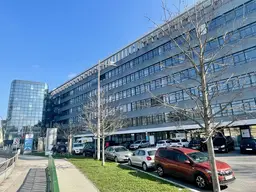 Voll ausgestattete Gastrofläche im Bürohaus Forum Schönbrunn