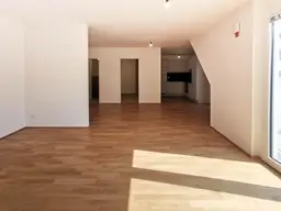 Erstklassige 3-Zimmer Dachgeschoß-Wohnung mit Balkon in 1230 Wien zu mieten