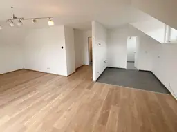 DG-3 Zimmer + Balkon in Neustift-Innermanzing