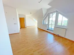 Große 3-Zimmerwohnung mit Terrasse! Kaufoption!