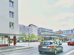 Zukunftsareal/Bahnhofplatz - Helles Gastrolokal in Toplage! 