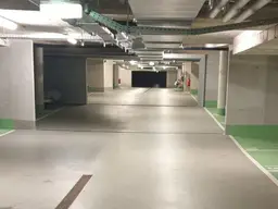 Parkgarage - Alanovaplatz 1, 2320 Schwechat