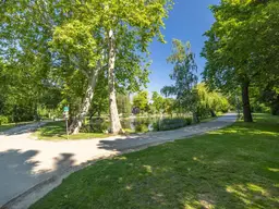 SCHWECHAT | DAS BESTE HAUS AM HAUPTPLATZ | 50m² TERRASSENTRAUM | DIREKT BEIM SCHLOSSPARK