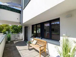 Großzügige 4 Zimmer-Eigentumswohnung mit Terrasse | direkt im Zentrum von Schwechat