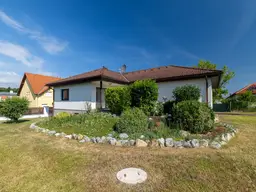 Gepflegter 5-Zi. Bungalow mit großem Garten in absoluter Ruhelage in Fischamend!