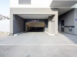 "Sicher Parken im Herzen von Kagran – Ihr Stellplatz im Projekt Das Arakawa"