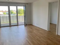 Sonnige 3-Zimmer-Wohnung mit Loggia &amp; 2 Garagenplätzen im Tullnerfeld