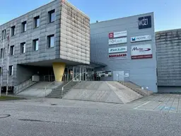 650 m2 modernes Büro im Mezanin - 16 Parkplätze NEUER PREIS und noch verhandelbar - MIETE AUF ANFRAGE