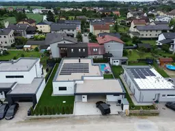 Luxusbungalow mit Pool, loxonegesteuert, Doppelgarage/3 Meter Raumhöhe/54m2 Wohnzimmer -NEUER PREIS
