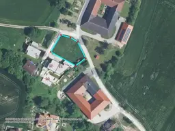 Grundstück mit Dorfgebietswidmung - kein Bebauungsplan - siehe beiliegende Bebauungsrichtlinien
