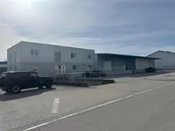 1050 m² Halle, 400 m² Büro, 24 Stundenzufahrt eigene Tankstelle. Ideal für eine Spedition SOFORT VERFÜGBAR