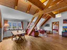 Wohngenuss im Dachgeschoss – Seeblick, Wellnessoase &amp; alpiner Charme vereint