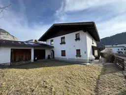 Grundstück mit Altbestand
