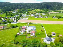 2 Parzellen in sonniger Ruhelage - Baugrundstück mit Potential