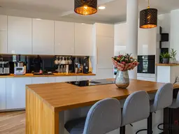 Großzügige Penthouse Wohnung mit Seeblick - Leben im Herzen von Velden