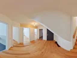 ERSTBEZUG! 4-Zimmer-Maisonette mit Balkon und Terrasse