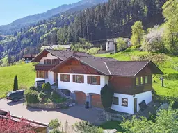 Modernisiertes Landhaus mit Weitblick im Tiroler Oberland