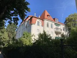UNSANIERTES ATELIER IM DACHGESCHOSS IN BESTER LAGE