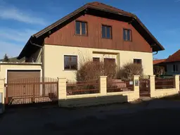 ***PROVISIONSFREI!!! Großes Haus mit viel Optionen