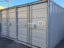 SELF STORAGE - 20"-Container zu mieten