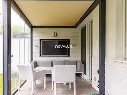 Ruhige Lage am Bach - 4 Schlafzimmer, Garten, Terrasse, Garage