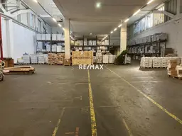 Lagerhallen ab 500 m² bis XXL.