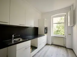 Komfortable Altbau Wohnung im Zentrum