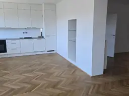 neu sanierte 2 Zimmerwohnung mit 2 schönen Terrassen (teils hofseitig) in Hietzing zu vermieten