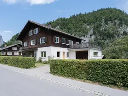 Grösseres Wohnhaus in schöner Wohnlage zu verkaufen