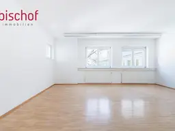 Schönes Büro mit Parkplatz in zentraler Lage