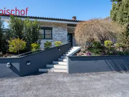 Schönes Haus mit großer Garage/Lager zu verkaufen