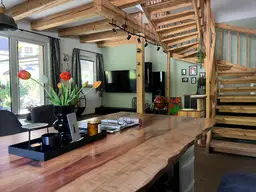 EXKLUSIV WOHNEN im ZENTRUM von Bad Hofgastein. Generalsanierter Hausanteil mit wunderschönen Terrassengarten. Alle wichtigen Plätze und Einrichtungen wie Alpentherme, Kurpark und Zentrumskern sind zu Fuß in wenigen Gehminuten erreichbar.