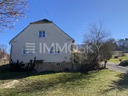 Attraktives Liebhaberobjekt in sonniger Lage! Halle und großer Garten!