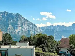 Charmante Wohnperle in guter Lage mit Blick auf den Traunsee!