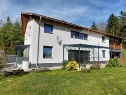 Modernes Haus in Traumlage