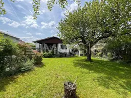 Geräumiges Wohnjuwel in hervorragender Lage- mit Keller, Pool, Garage