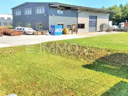 Top Invest! moderne Büros, 2 Ebenen; 1 Lagerhalle und Parkflächen