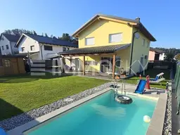 Platz genug für die Großfamilie- neuwertig, hochwertig, gemütlich