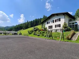Ferien- Wohnung mit idyllischem Fisch- Badeteich!