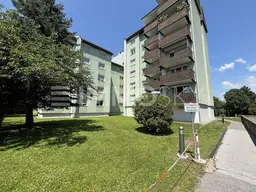 Familienparadies im Grünen - TG-Platz und Balkon inklusive!